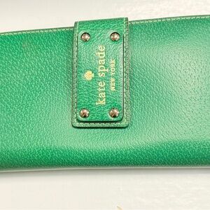 kate spade Green Leather Card Wallet with Gold Logo